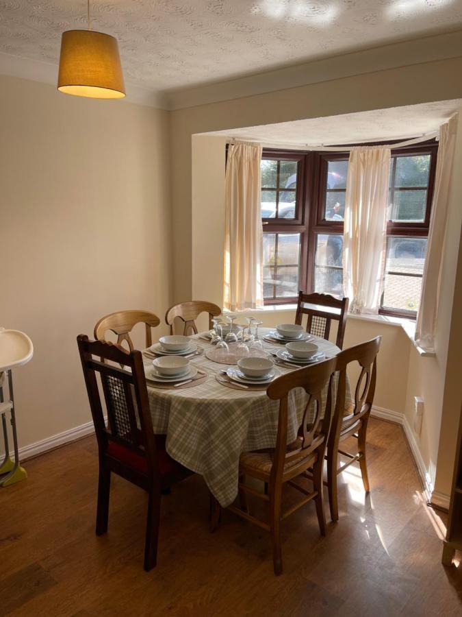 Large, Quiet, Sleeps 16, 4 Bathrooms, Parking, Leicester Exterior photo